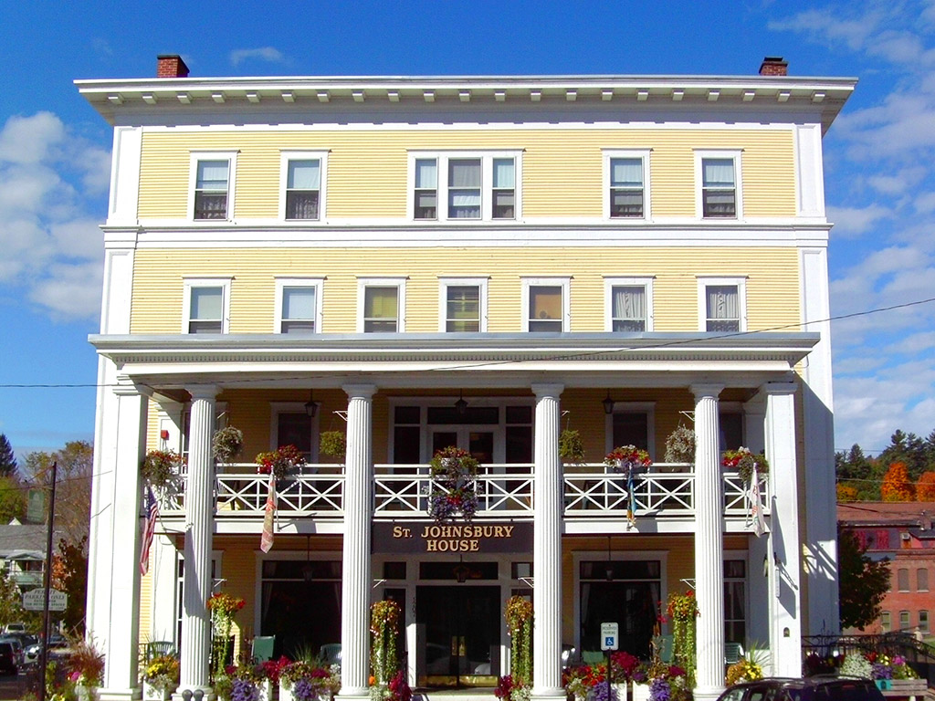 St. Johnsbury House
